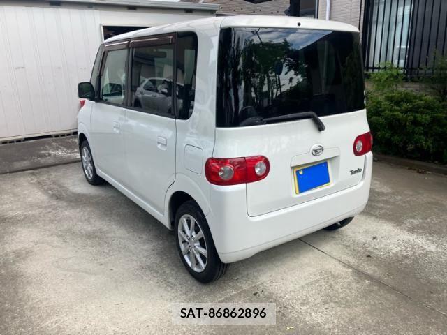 Daihatsu TANTO 2007-09 7225870-2