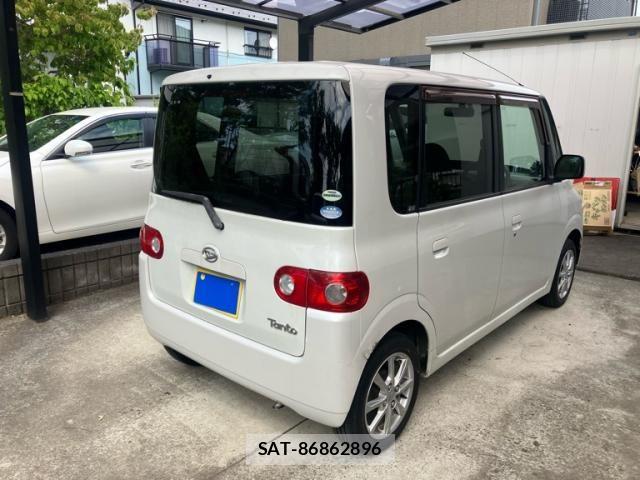 Daihatsu TANTO 2007-09 7225870-3