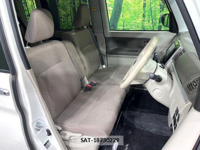Daihatsu TANTO 2018-07 7218427-7