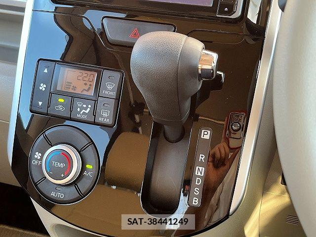 Daihatsu TANTO 2017-07 7225919-19