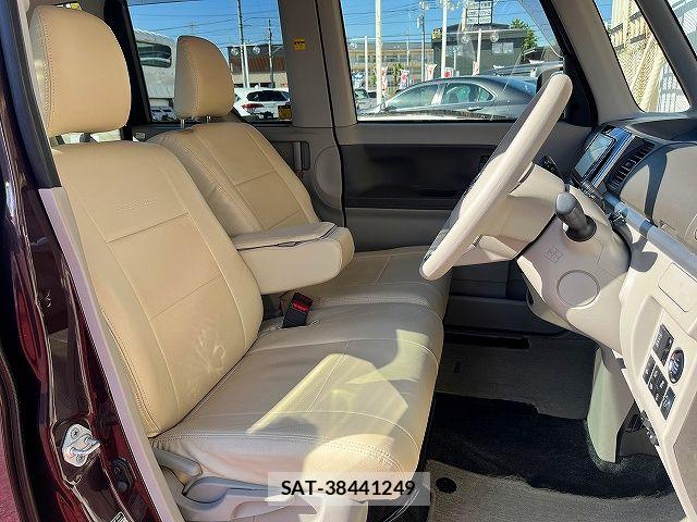 Daihatsu TANTO 2017-07 7225919-3