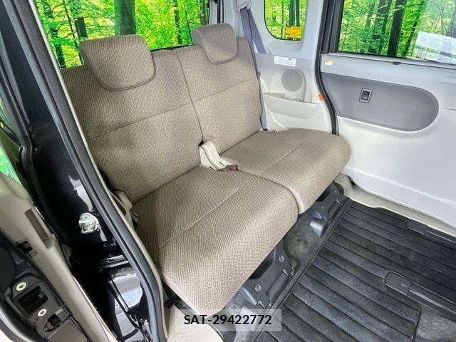 Daihatsu TANTO 2018-11 7225926-8