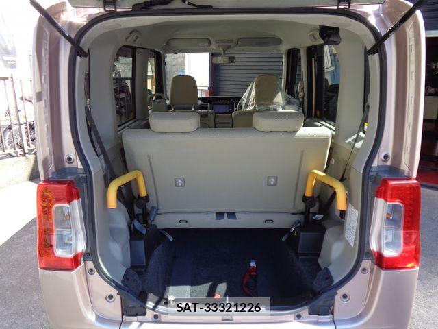 Daihatsu TANTO 2014-11 7225904-13
