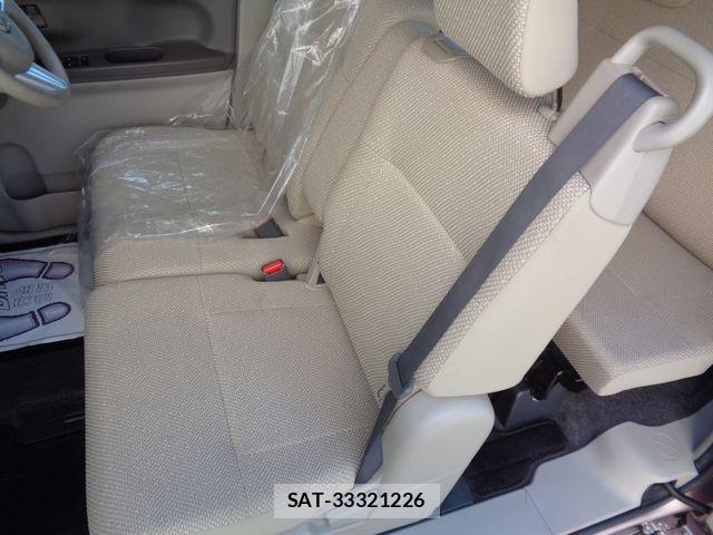 Daihatsu TANTO 2014-11 7225904-28
