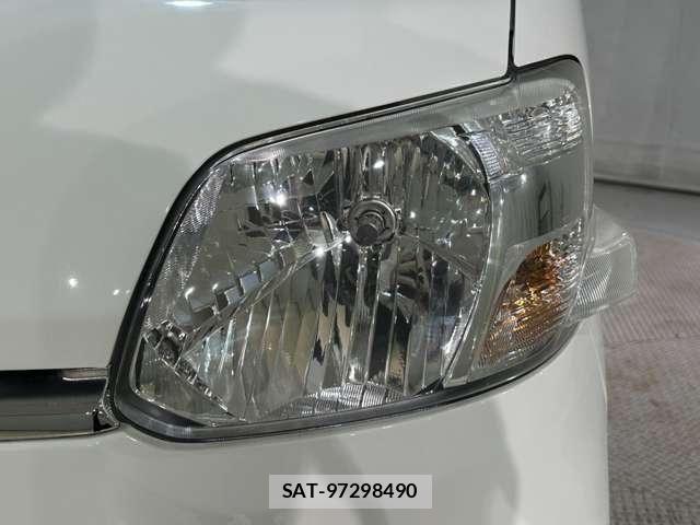 Daihatsu TANTO 2017-01 7225914-26