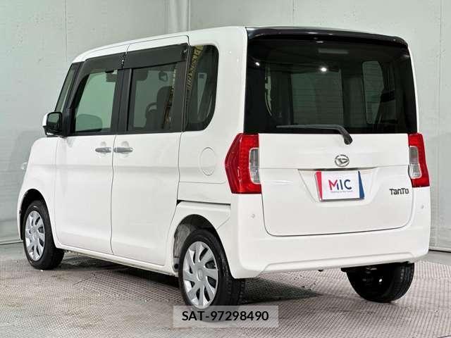 Daihatsu TANTO 2017-01 7225914-6