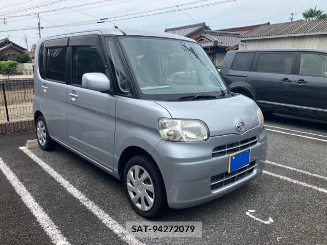 Daihatsu TANTO 2011-08 7252534-1