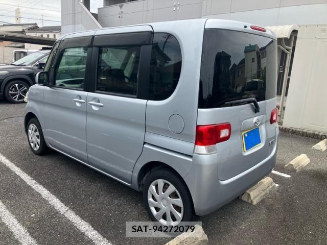 Daihatsu TANTO 2011-08 7252534-2