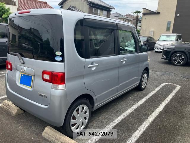 Daihatsu TANTO 2011-08 7252534-3