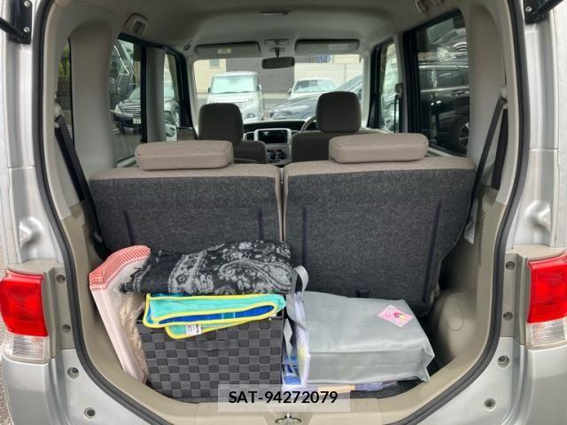 Daihatsu TANTO 2011-08 7252534-8