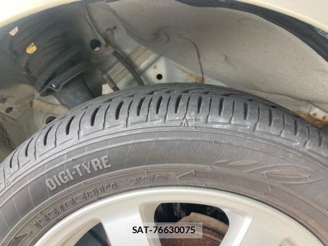 Daihatsu TANTO 2005-10 7252540-17