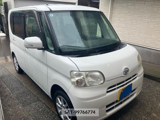Daihatsu TANTO 2011-09 7252539-2