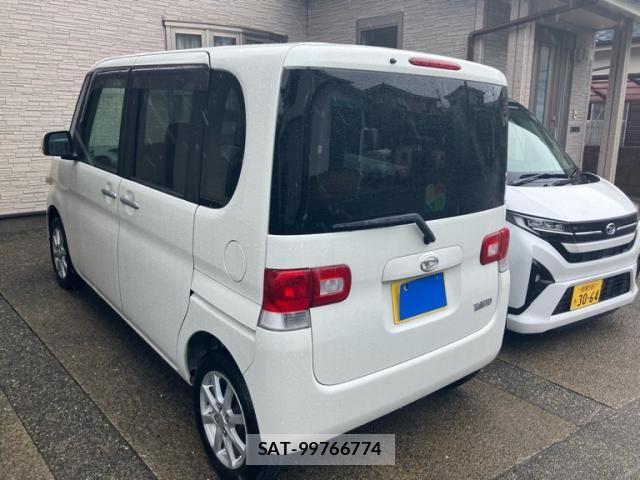 Daihatsu TANTO 2011-09 7252539-3