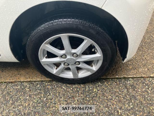 Daihatsu TANTO 2011-09 7252539-8