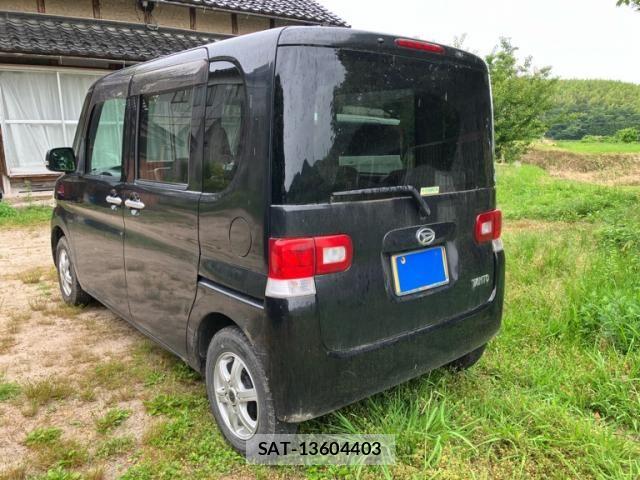 Daihatsu TANTO 2011-09 7252543-3