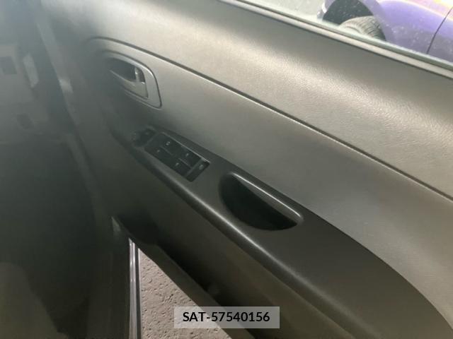 Daihatsu TANTO 2011-08 7252532-6
