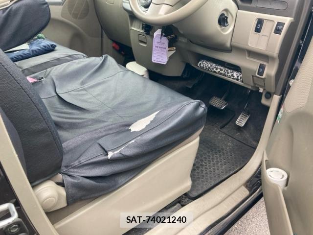 Daihatsu TANTO 2009-04 7252542-11