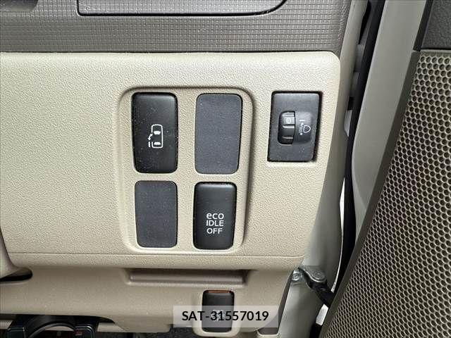 Daihatsu TANTO 2012-03 7252529-21