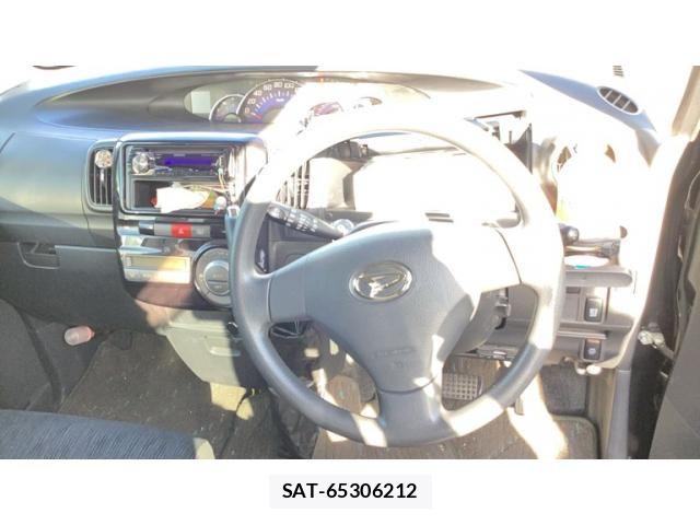 Daihatsu TANTO 2013-09 7252538-3