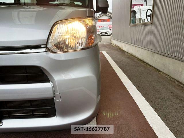 Daihatsu TANTO 2017-01 7252527-24