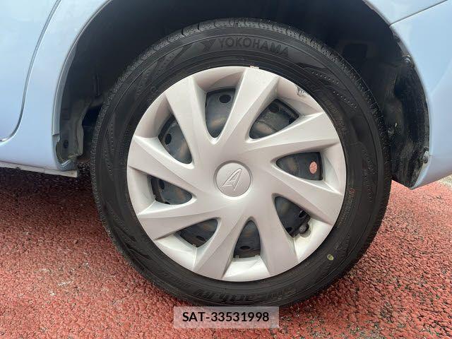Daihatsu TANTO 2017-09 7252528-26