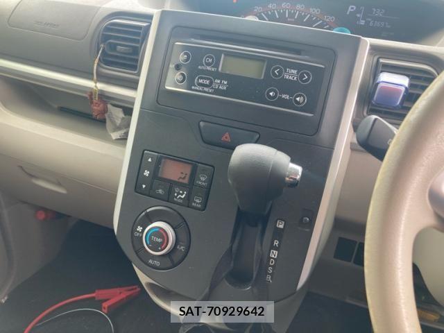 Daihatsu TANTO 2015-06 7252526-19