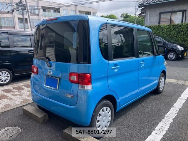 Daihatsu TANTO 2007-12 7252541-3