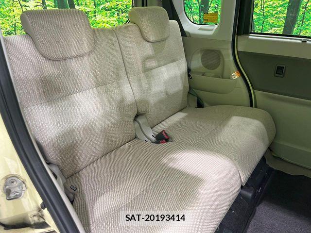 Daihatsu TANTO 2014-02 7273095-8