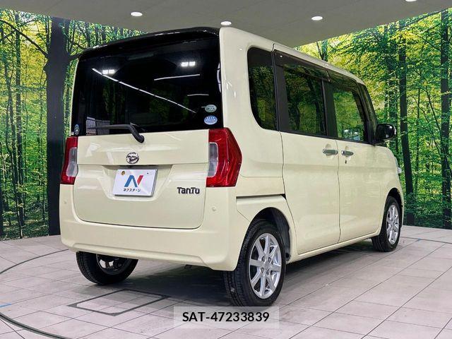 Daihatsu TANTO 2015-10 7272527-16