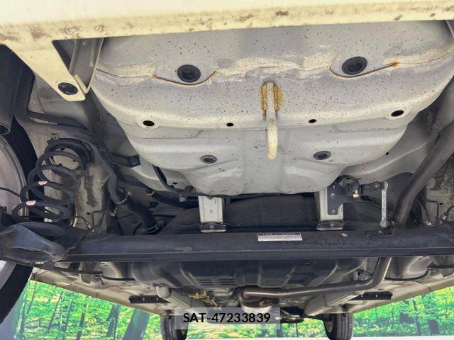 Daihatsu TANTO 2015-10 7272527-18