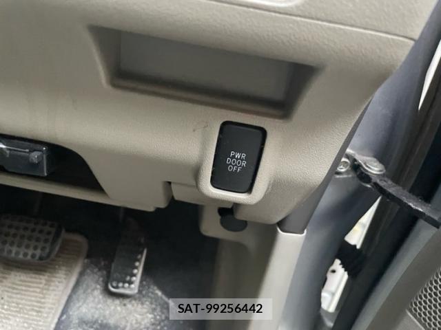 Daihatsu TANTO 2009-09 7272611-13