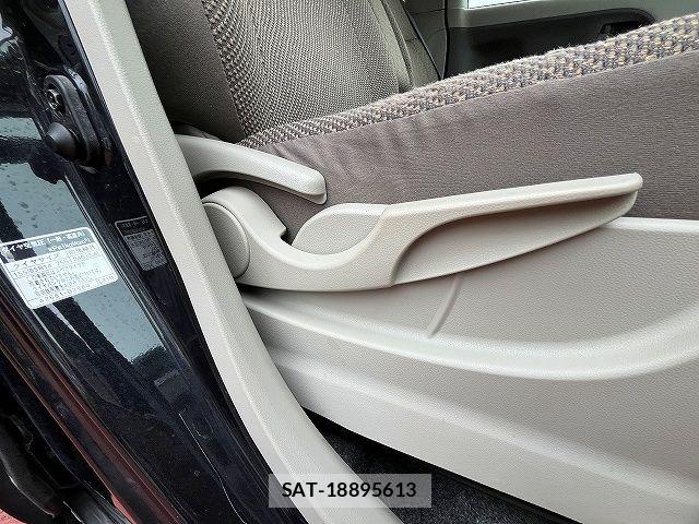 Daihatsu TANTO 2017-12 7272525-23