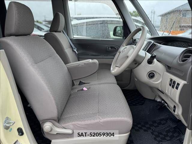 Daihatsu TANTO 2011-12 7330552-15