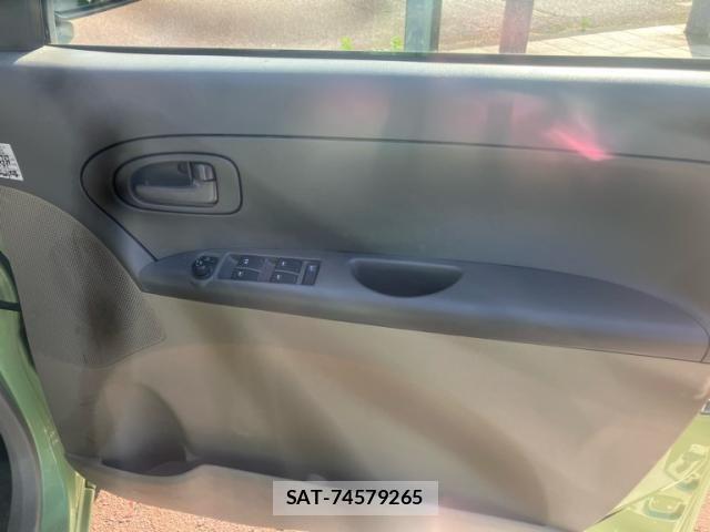 Daihatsu TANTO 2011-01 7330560-10