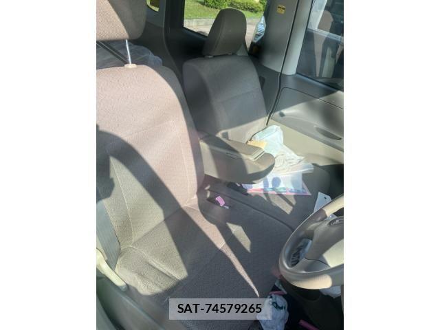 Daihatsu TANTO 2011-01 7330560-11