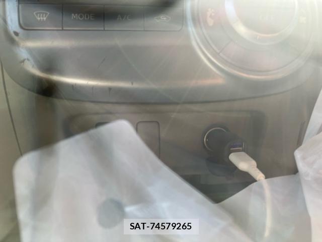 Daihatsu TANTO 2011-01 7330560-14