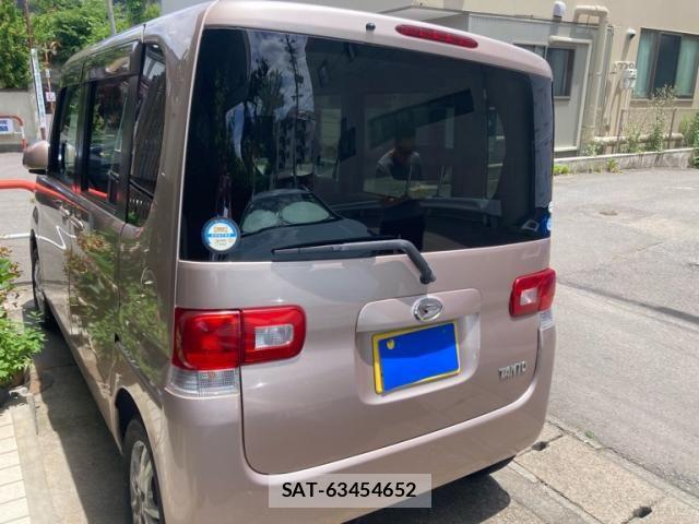 Daihatsu TANTO 2011-07 7330563-3