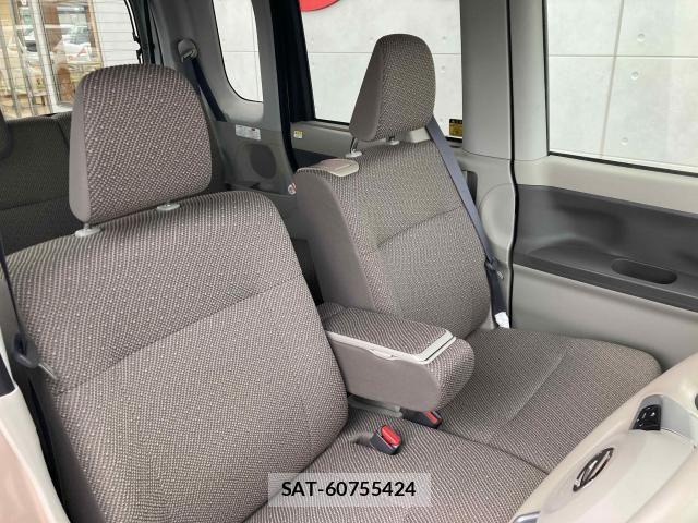 Daihatsu TANTO 2019-04 7330532-18