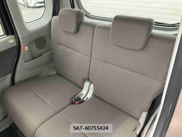 Daihatsu TANTO 2019-04 7330532-22