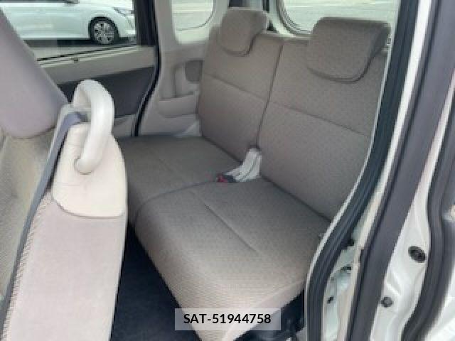 Daihatsu TANTO 2017-10 7330548-18