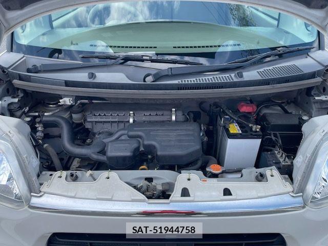 Daihatsu TANTO 2017-10 7330548-26