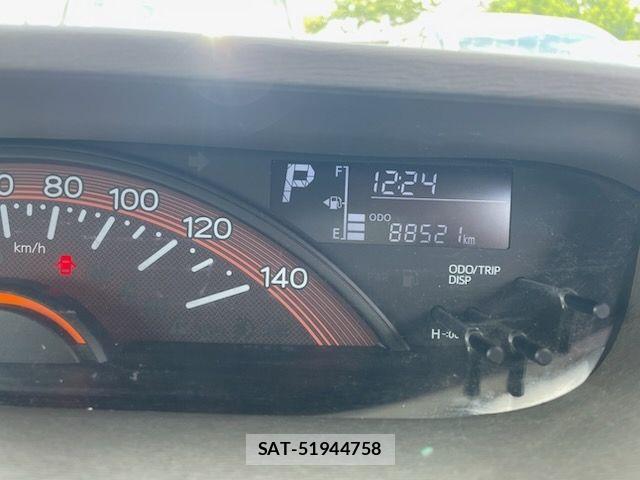 Daihatsu TANTO 2017-10 7330548-27