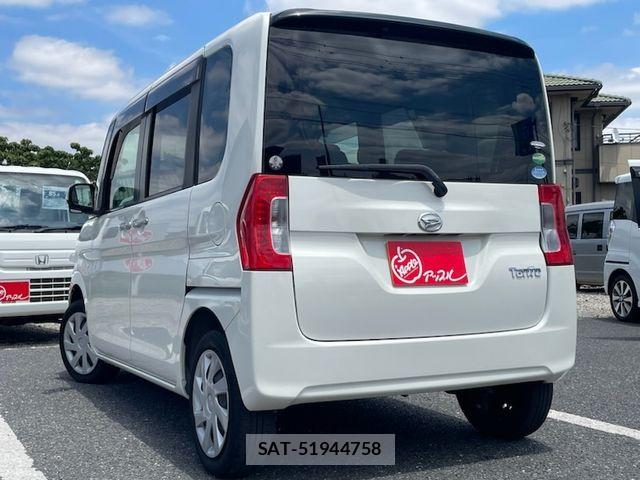 Daihatsu TANTO 2017-10 7330548-2