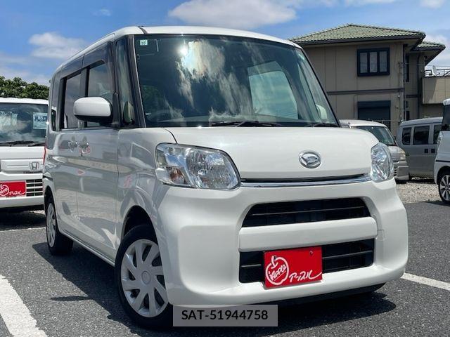 Daihatsu TANTO 2017-10 7330548-3