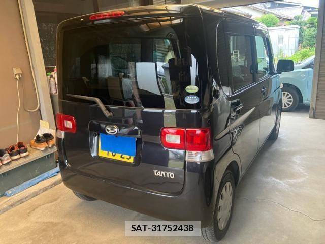Daihatsu TANTO 2008-03 7330561-2