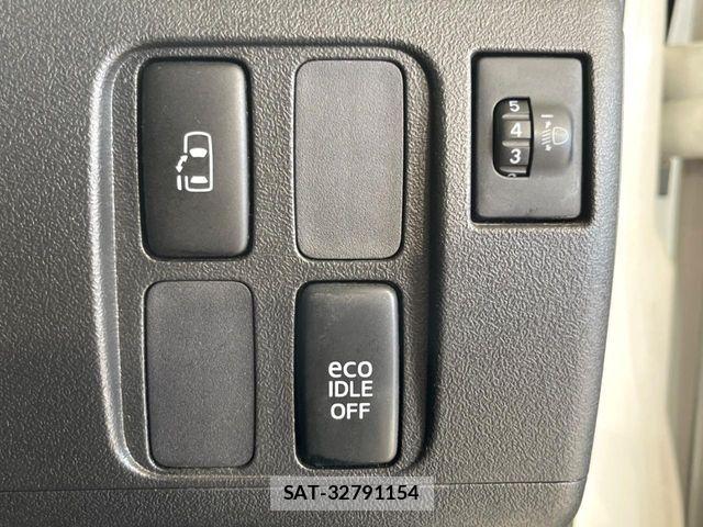 Daihatsu TANTO 2013-09 7330549-2