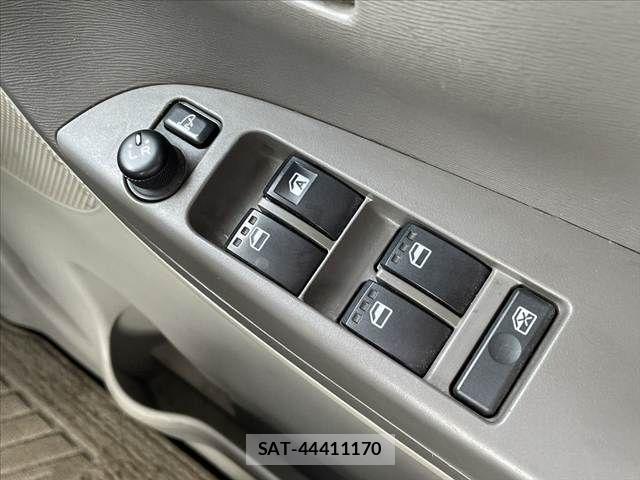 Daihatsu TANTO 2013-11 7330550-20