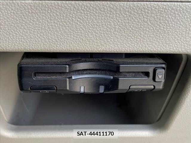 Daihatsu TANTO 2013-11 7330550-4