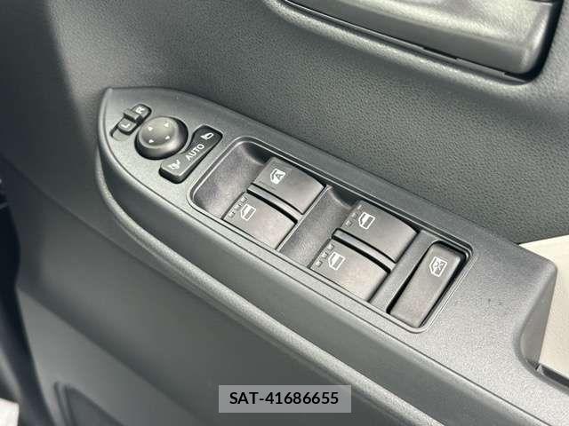 Daihatsu TANTO 2024-11 7330524-13