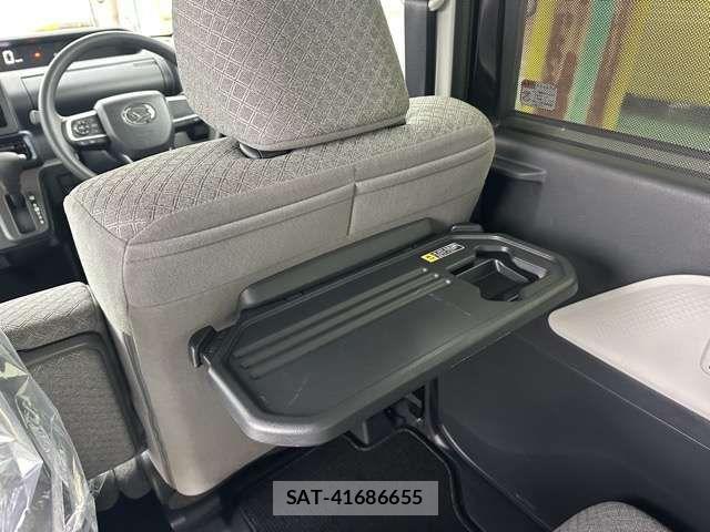 Daihatsu TANTO 2024-11 7330524-7